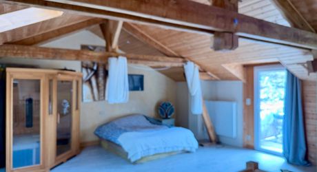 Maison isolée sur six hectares, parfaite pour une totale autonomie !