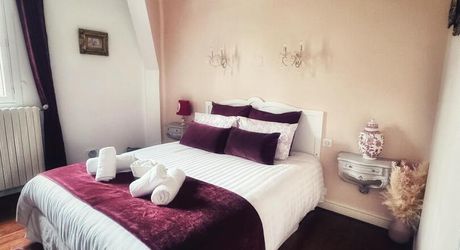 Élégant manoir XIXe avec grand jardin, proche des commerces – Périgord Pourpre