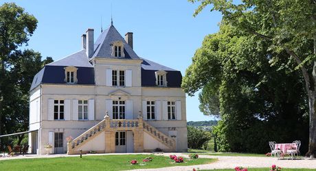 Élégant manoir XIXe avec grand jardin, proche des commerces – Périgord Pourpre