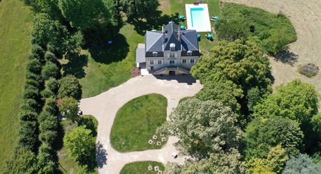 Élégant manoir XIXe avec grand jardin, proche des commerces – Périgord Pourpre