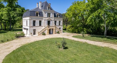 Élégant manoir XIXe avec grand jardin, proche des commerces – Périgord Pourpre