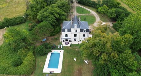 Élégant manoir XIXe avec grand jardin, proche des commerces – Périgord Pourpre