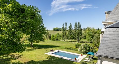 Élégant manoir XIXe avec grand jardin, proche des commerces – Périgord Pourpre