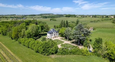 Élégant manoir XIXe avec grand jardin, proche des commerces – Périgord Pourpre