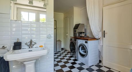 Élégant manoir XIXe avec grand jardin, proche des commerces – Périgord Pourpre