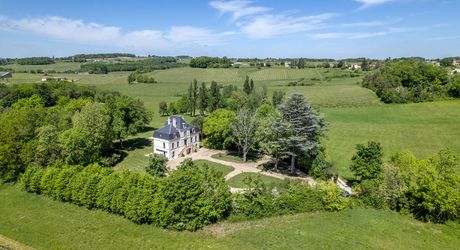 Élégant manoir XIXe avec grand jardin, proche des commerces – Périgord Pourpre