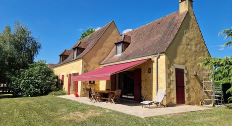 Maison Perigordine proche des commerces et parc arboré de 3860m2