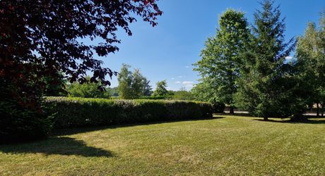 Maison Perigordine proche des commerces et parc arboré de 3860m2