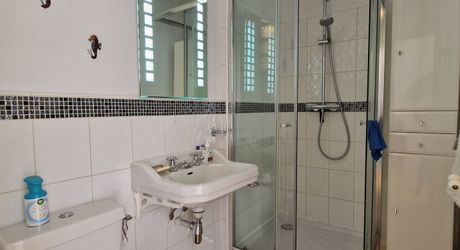 Maison de village de caractère avec piscine et terrain de 1875m2