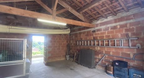 Grande maison de ville 210m2 avec jardin et garage - Proche commerces