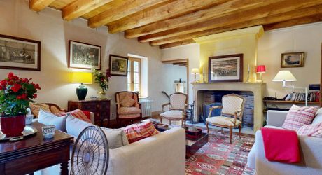 Le charme de l’ancien, la perfection de la rénovation et les vues que le Périgord peut offrir.