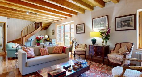 Le charme de l’ancien, la perfection de la rénovation et les vues que le Périgord peut offrir.