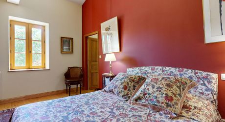 Le charme de l’ancien, la perfection de la rénovation et les vues que le Périgord peut offrir.