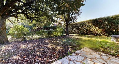 Maison périgordine 3 chambres, proche des commerces avec terrain de 1300m2