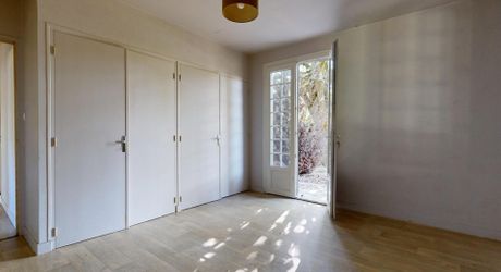 Maison périgordine 3 chambres, proche des commerces avec terrain de 1300m2