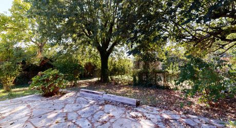 Maison périgordine 3 chambres, proche des commerces avec terrain de 1300m2