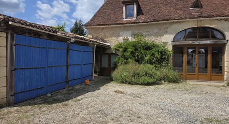 Ensemble de maisons en pierre
