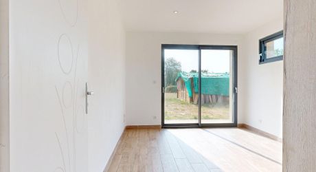 Modern single-story house near Sarlat: an ideal living environment for all projects!