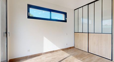 Modern single-story house near Sarlat: an ideal living environment for all projects!