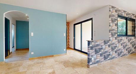 Modern single-story house near Sarlat: an ideal living environment for all projects!