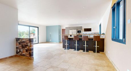Modern single-story house near Sarlat: an ideal living environment for all projects!