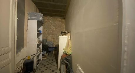Demeure de charme en pierre - Proche commerces, cadre privilégié