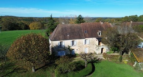 Corps de ferme à rénover – Périgord Noir – Terrain de 20 500 m²