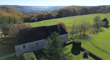 Corps de ferme à rénover – Périgord Noir – Terrain de 20 500 m²