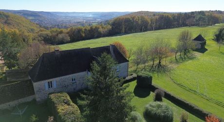 Corps de ferme à rénover – Périgord Noir – Terrain de 20 500 m²
