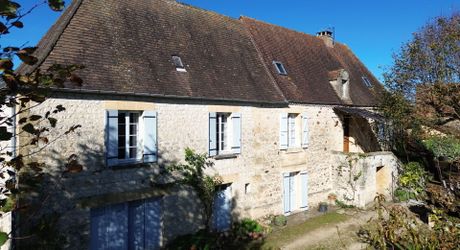 Corps de ferme à rénover – Périgord Noir – Terrain de 20 500 m²