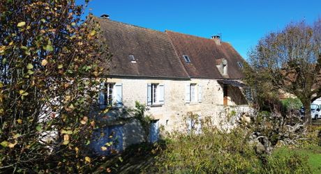Corps de ferme à rénover – Périgord Noir – Terrain de 20 500 m²