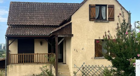 Maison contemporaine à moderniser, 97m², terrain 809m², idéal premier achat ou investissement locatif