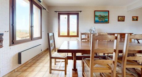 Maison contemporaine à moderniser, 97m², terrain 809m², idéal premier achat ou investissement locatif
