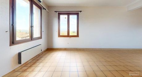 Maison contemporaine à moderniser, 97m², terrain 809m², idéal premier achat ou investissement locatif
