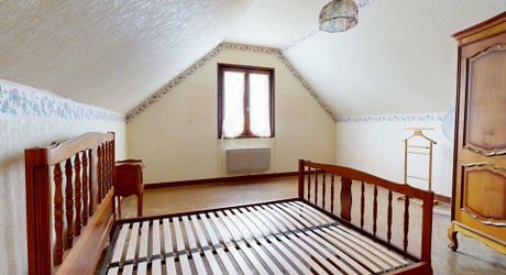 Maison contemporaine à moderniser, 97m², terrain 809m², idéal premier achat ou investissement locatif