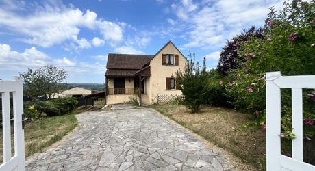 Maison contemporaine à moderniser, 97m², terrain 809m², idéal premier achat ou investissement locatif
