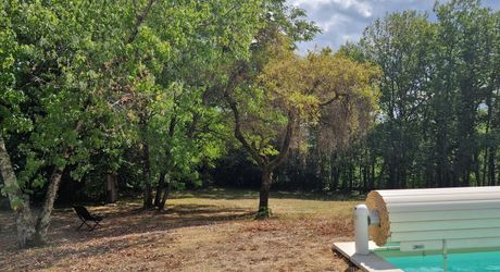Charming property with swimming pool and 6,268 m² of land