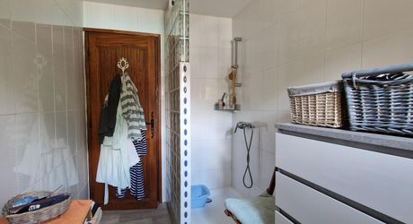 Charming property with swimming pool and 6,268 m² of land