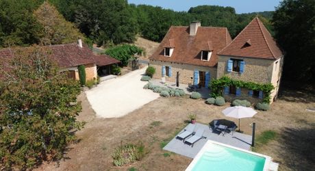 Charming property with swimming pool and 6,268 m² of land