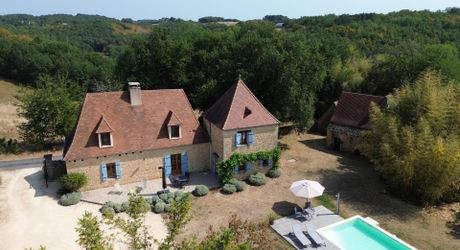 Charming property with swimming pool and 6,268 m² of land