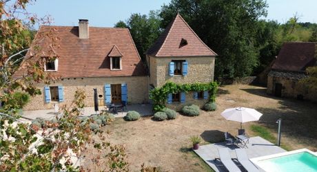 Charming property with swimming pool and 6,268 m² of land
