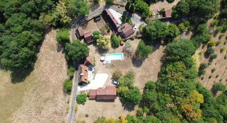 Charming property with swimming pool and 6,268 m² of land