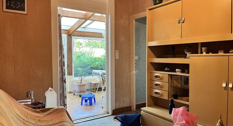 L'opportunité que vous attendiez pour devenir propriétaire! Maison à vendre, 2 chambres, une véranda et un garage. 