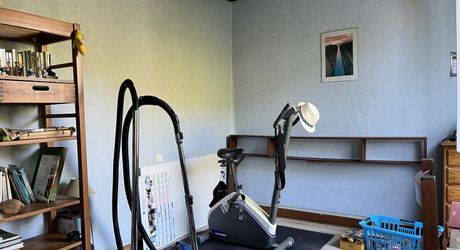 L'opportunité que vous attendiez pour devenir propriétaire! Maison à vendre, 2 chambres, une véranda et un garage. 