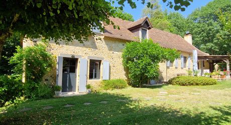 Propriété de caractère sur les hauteurs de la Vallée de la Vézère en Perigord Noir.