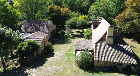 Propriété de caractère sur les hauteurs de la Vallée de la Vézère en Perigord Noir.