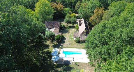 Propriété de caractère sur les hauteurs de la Vallée de la Vézère en Perigord Noir.