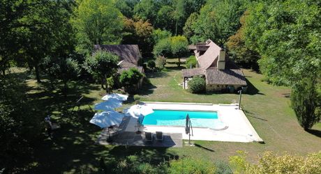 Propriété de caractère sur les hauteurs de la Vallée de la Vézère en Perigord Noir.