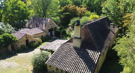 Propriété de caractère sur les hauteurs de la Vallée de la Vézère en Perigord Noir.