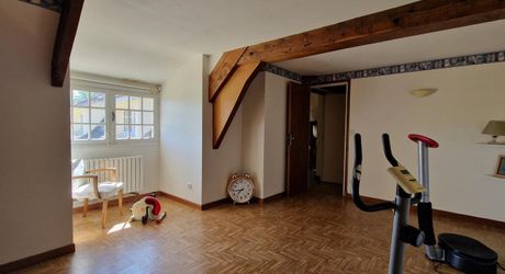 Grande maison style périgourdin avec panorama sur la Bastide